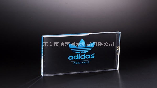 亞克力展示架為什么會比其它材質的展示架要貴？_博藝展示