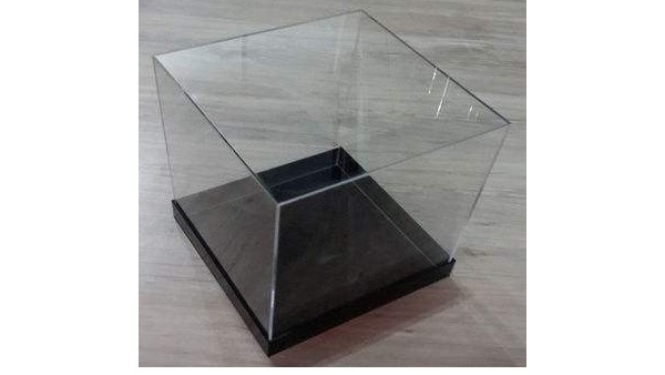 博藝教你挑選亞克力盒子加工廠時需要注意的細節(jié)